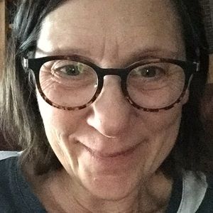 Meet your Posher, Josee